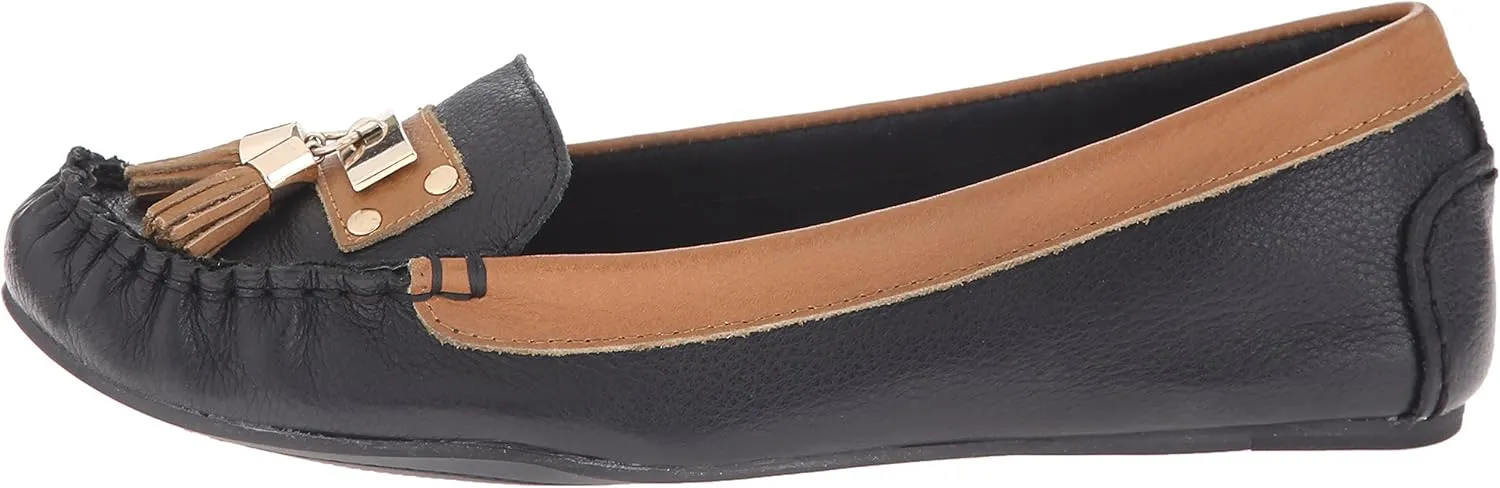 Very Volatile Women's Anibal Slip-On Loafer