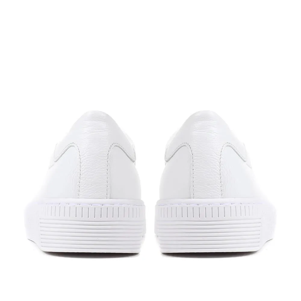 Woodall Leather Trainers - GAB37505 / 323 292